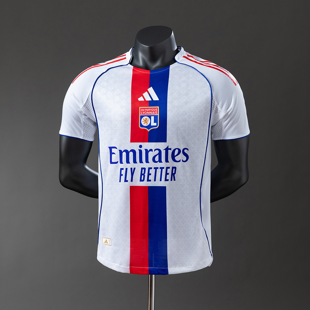 Olympique Lyon Principal 2025/26 — frente
